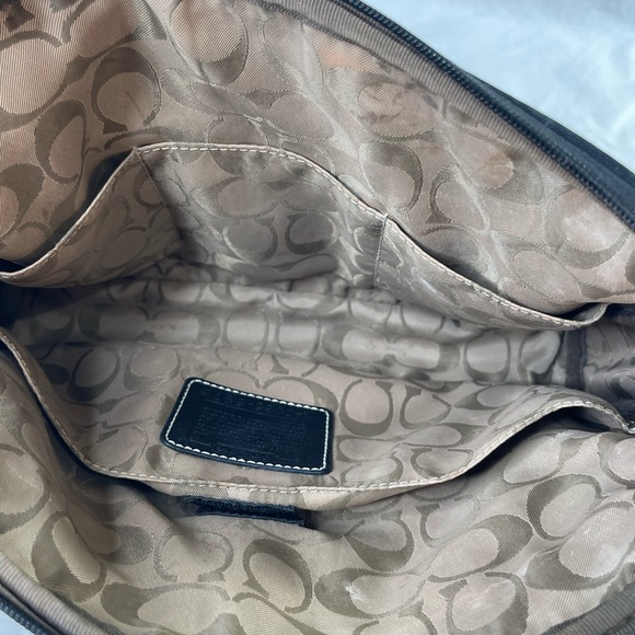 Coach Large Envelop Clutch Purse - Picture 8 of 10